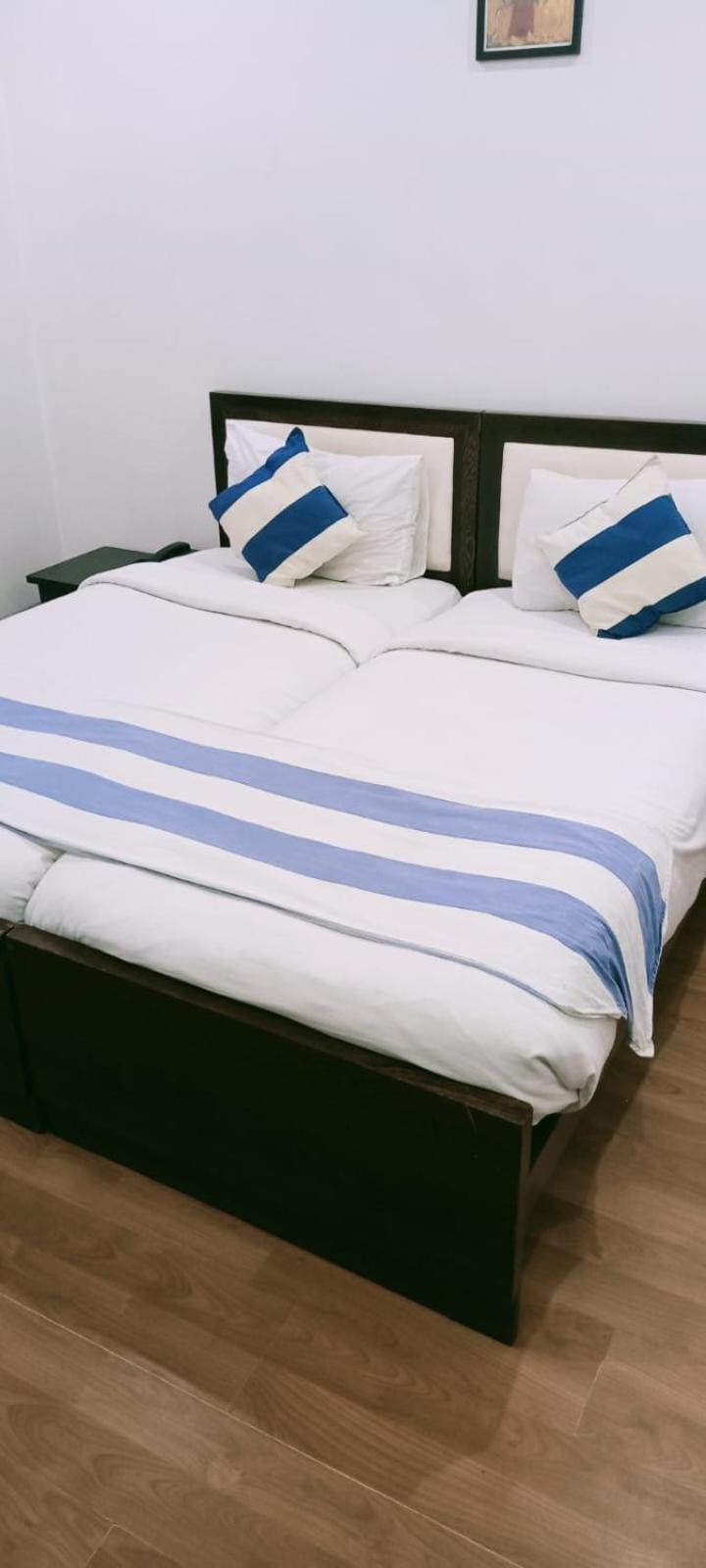 Hotel Palazzo Di Lara Ghaziabad Ngoại thất bức ảnh