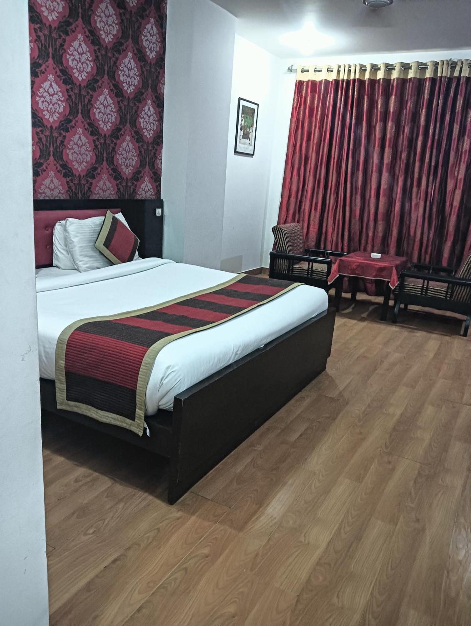 Hotel Palazzo Di Lara Ghaziabad Ngoại thất bức ảnh