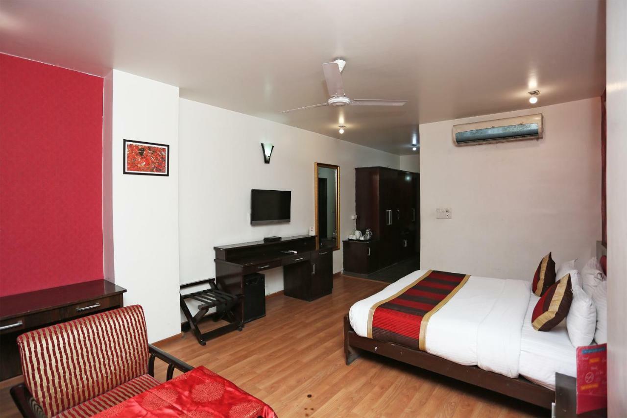 Hotel Palazzo Di Lara Ghaziabad Ngoại thất bức ảnh