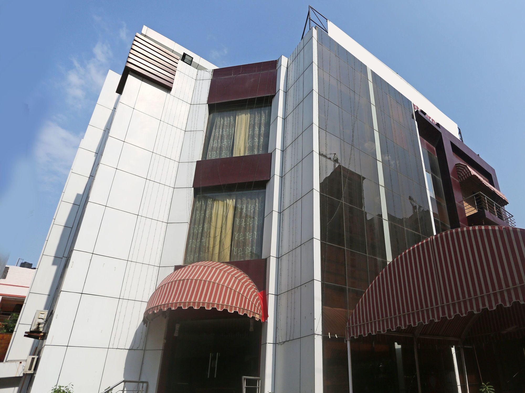 Hotel Palazzo Di Lara Ghaziabad Ngoại thất bức ảnh